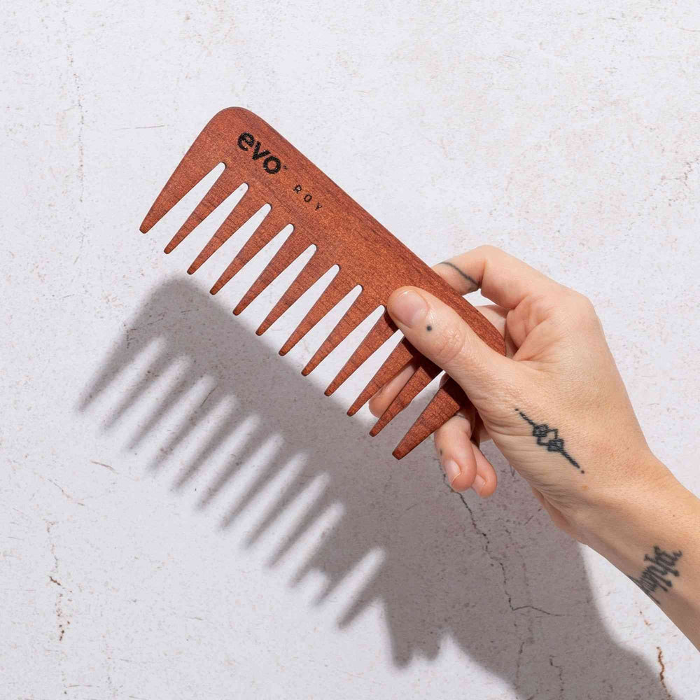 roy wide-tooth comb