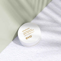 casual act moulding paste